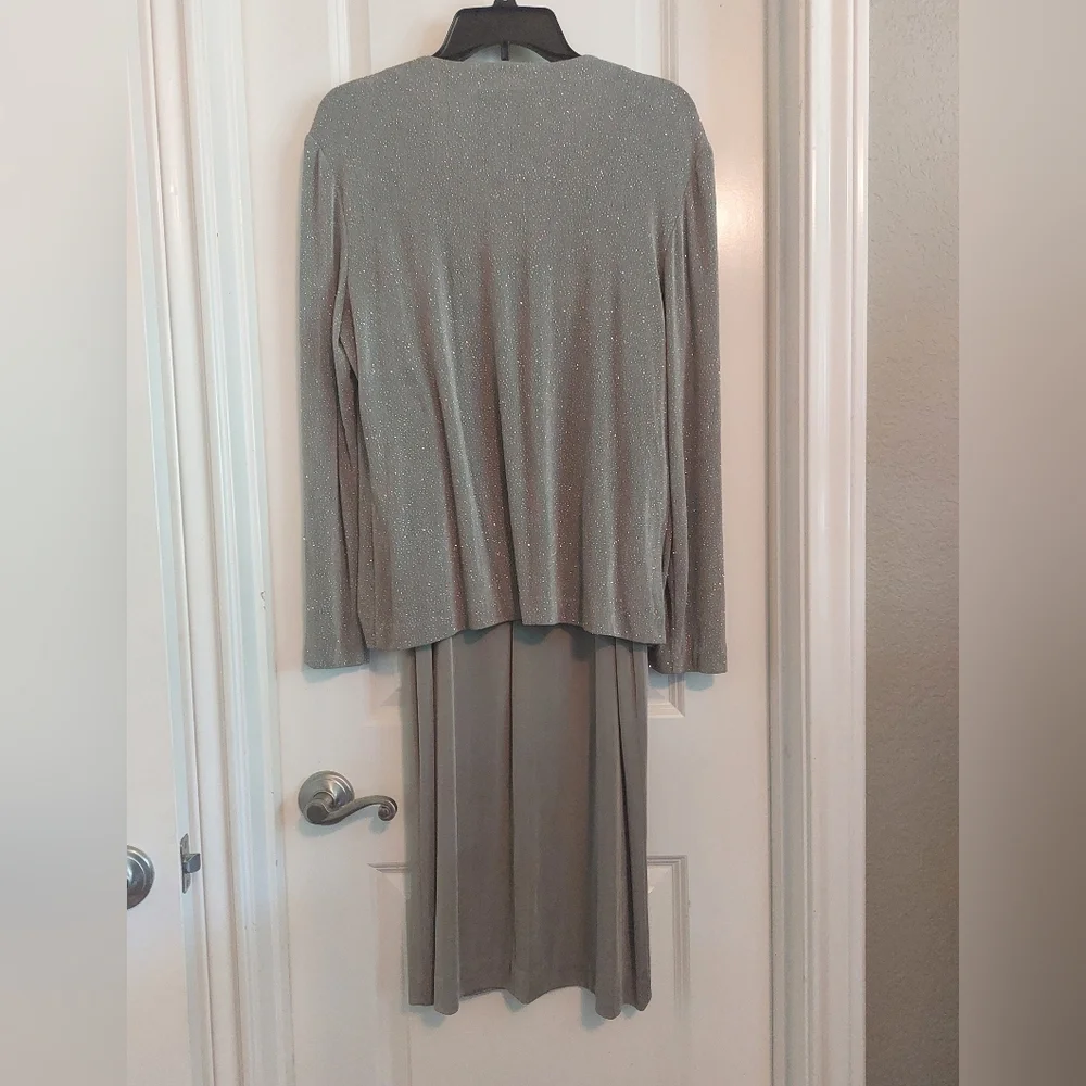 Alex Evenings Woman's Dress Set, Dusty Green With Silver Glitter, Size 12